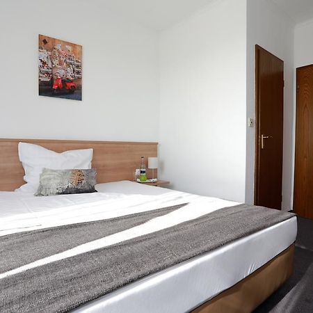 Hotel Zwei&Vierzig 발렌다 외부 사진
