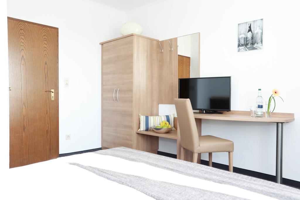 Hotel Zwei&Vierzig 발렌다 외부 사진